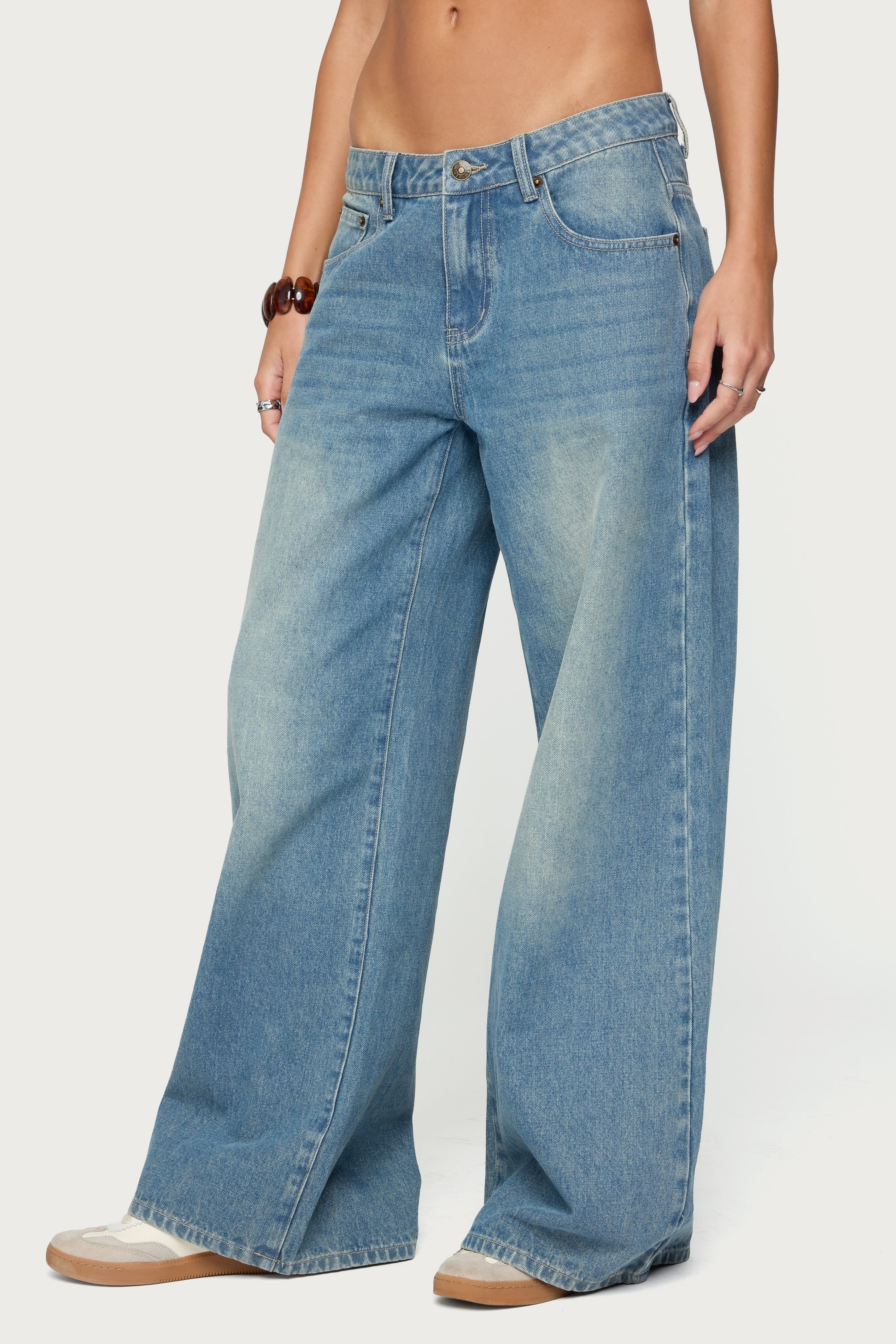 Graphic Vintage Washed Low Rise Jeans
