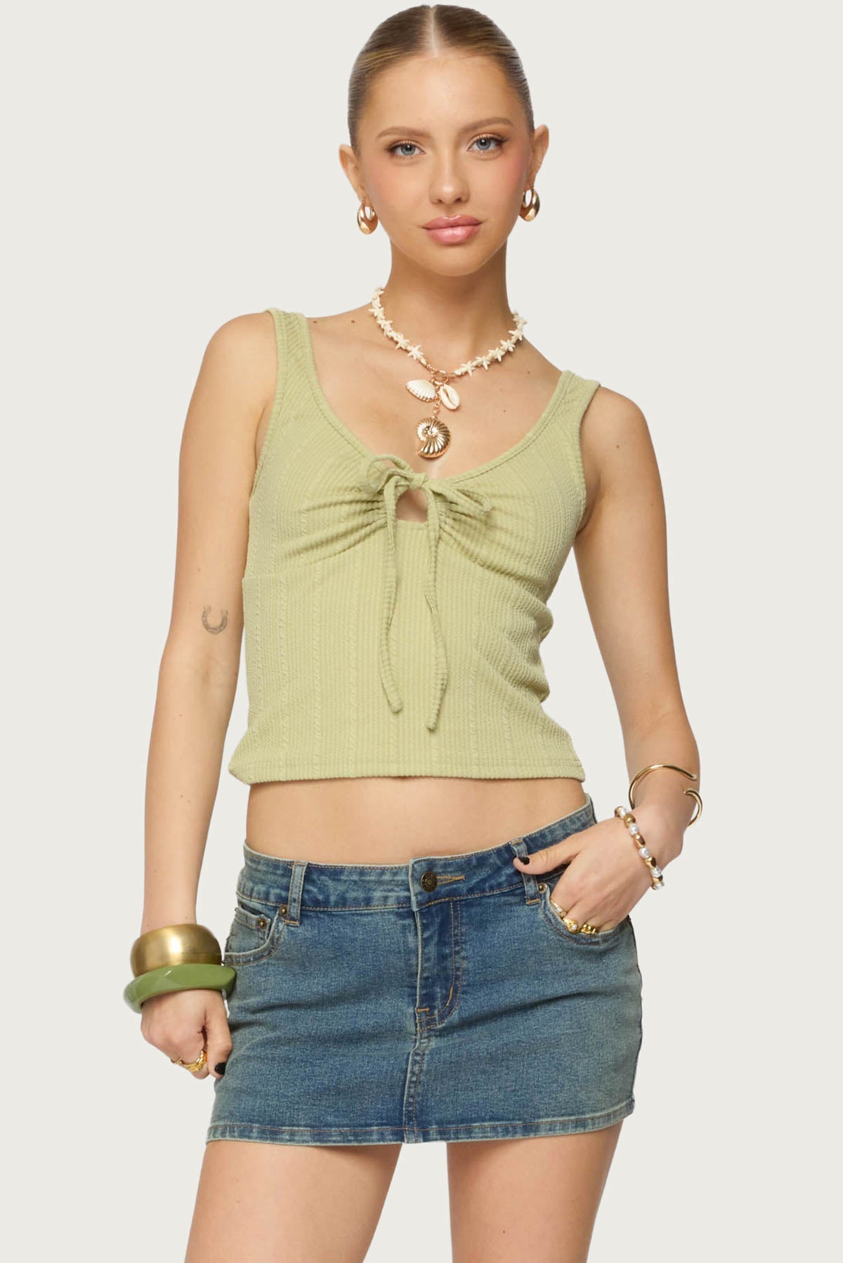 Yarah Keyhole Textured Ribbed Tank Top