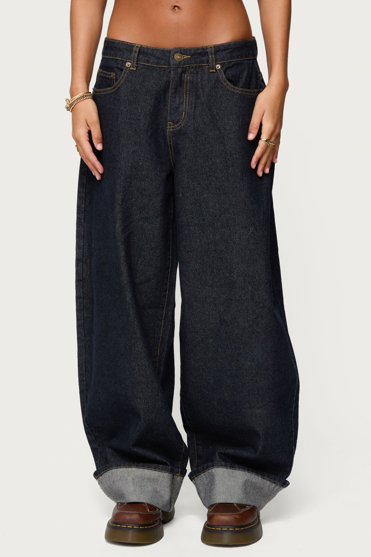 Kella Extra Oversized Low Rise Jeans