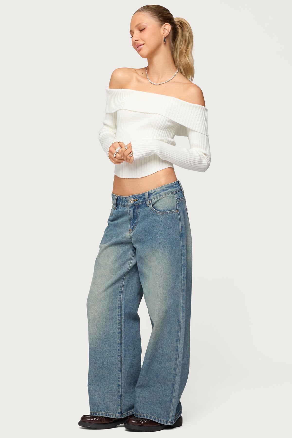 Petite Magda Low Rise Acid Wash Jeans