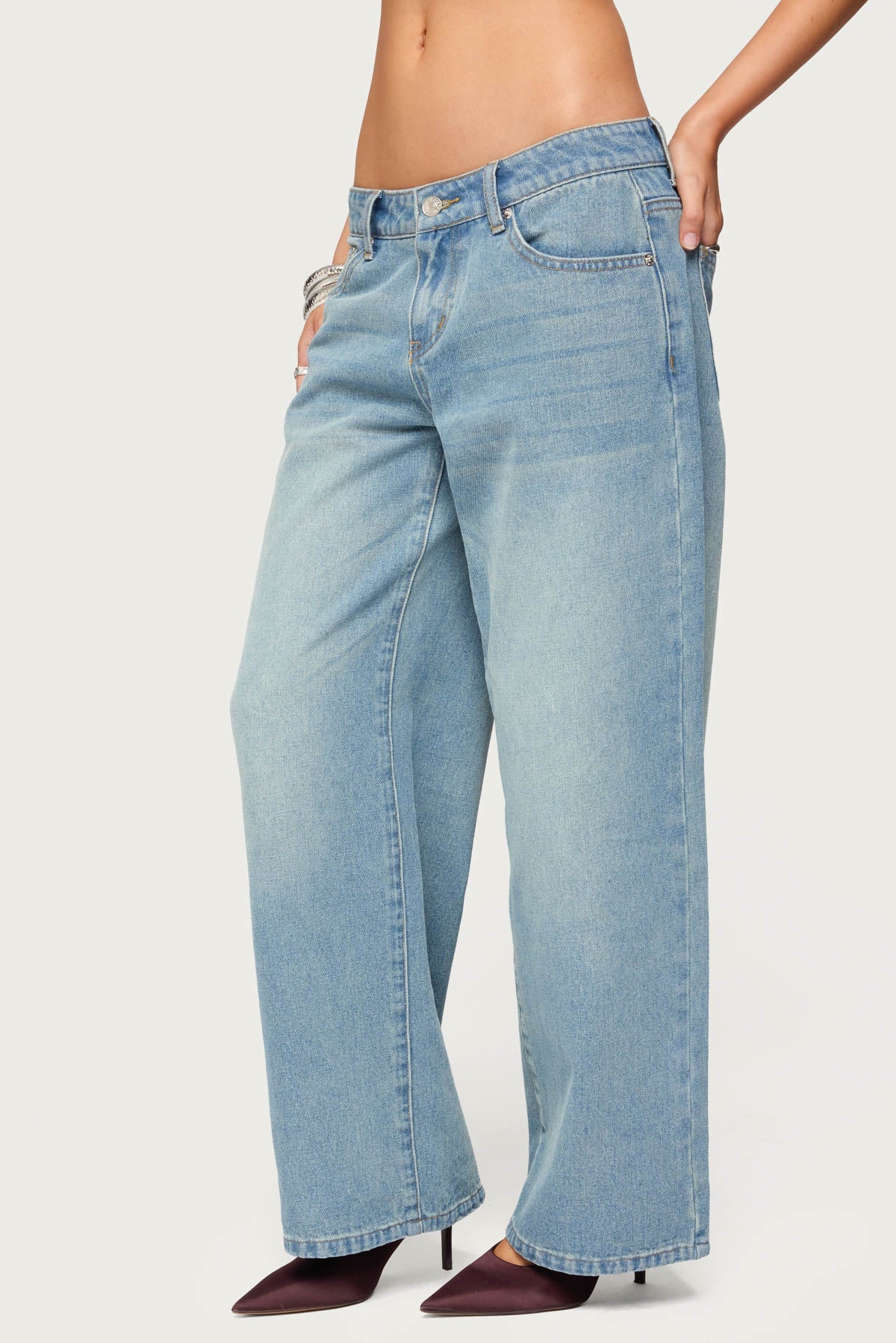 Petite Raelynn Washed Low Rise Jeans
